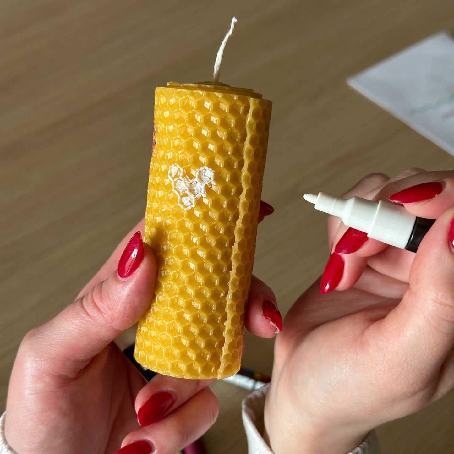 Set: Montessori kartice Pčele u drvenoj kutiji + Minijature + DIY set za izradu svijeća