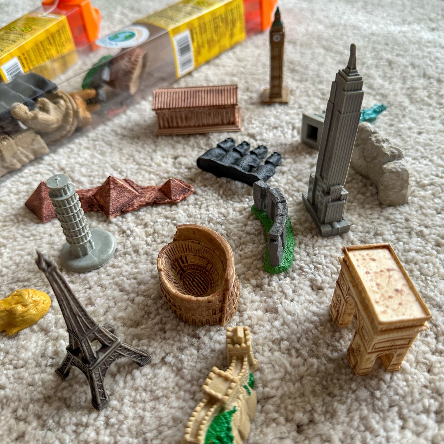 Minijature Znamenitosti