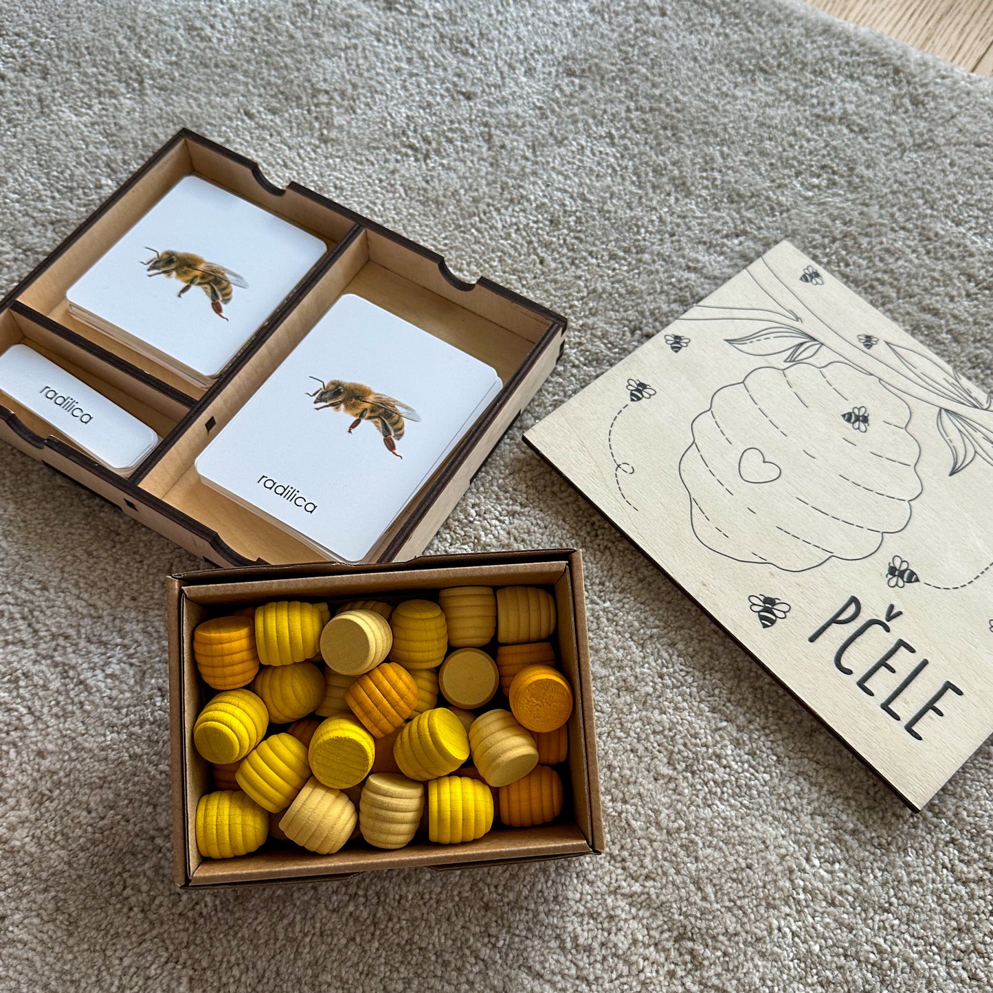 Set: Montessori kartice Pčele u drvenoj kutiji + Grapat Mandala Košnice