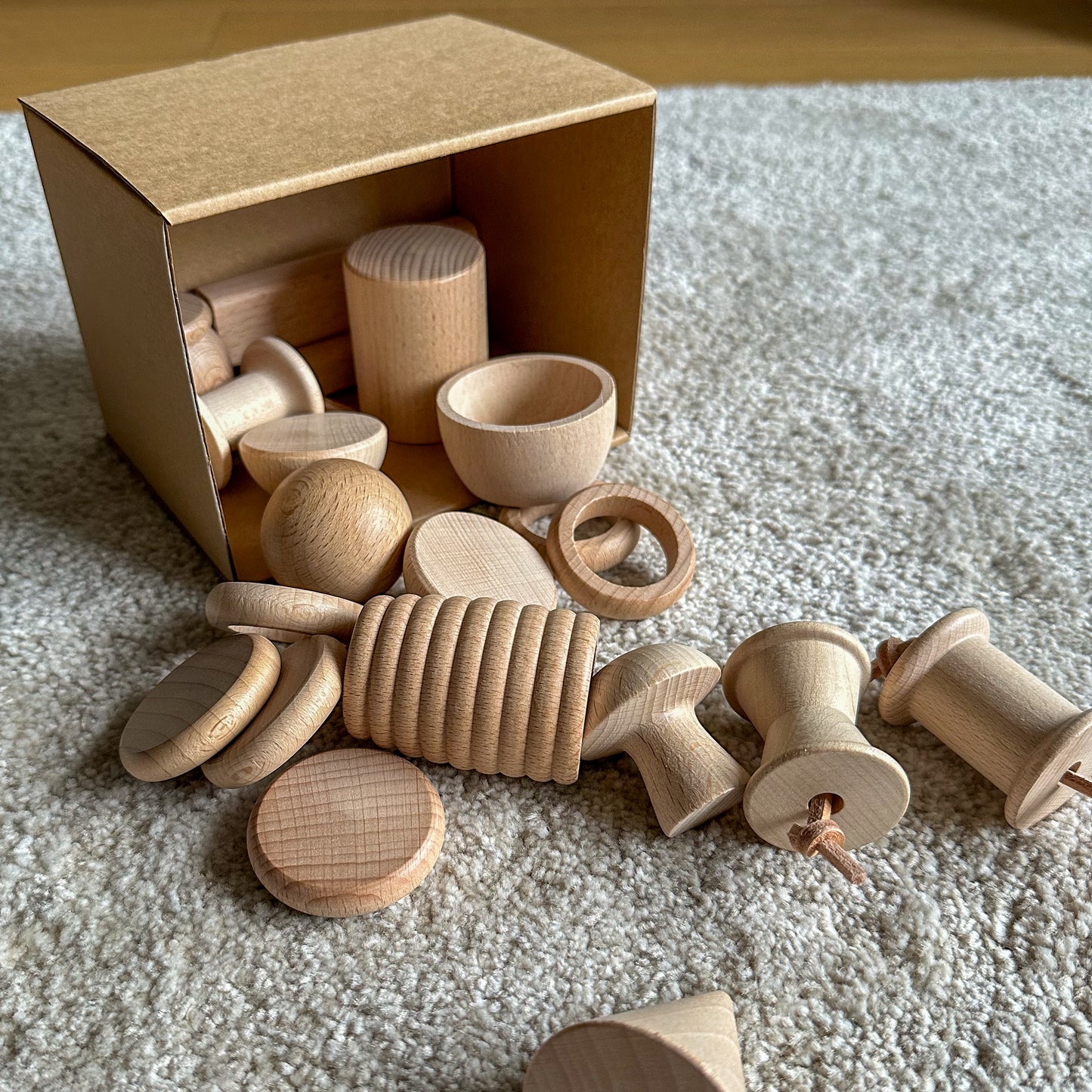 Velika košara s blagom